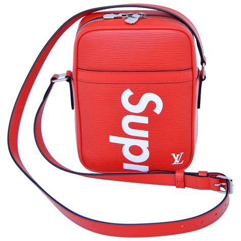 louis vuitton supreme red shoulder bag|louis vuitton vintage shoulder bag.